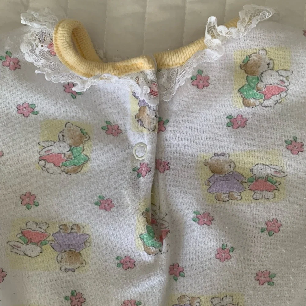 Vintage Carter's Pajama Set Girls 18-24M White Top Pants Snap Waist Bunny Flower